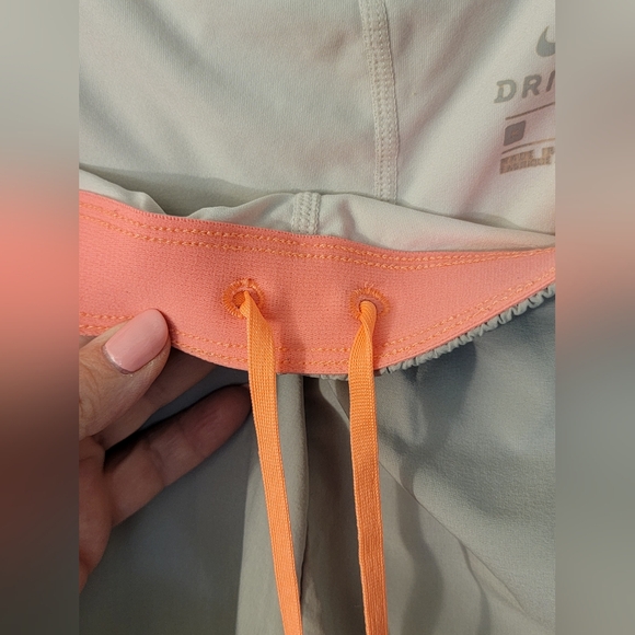 Nike Dri-FIT Athletic Shorts Size M - Picture 8 of 10